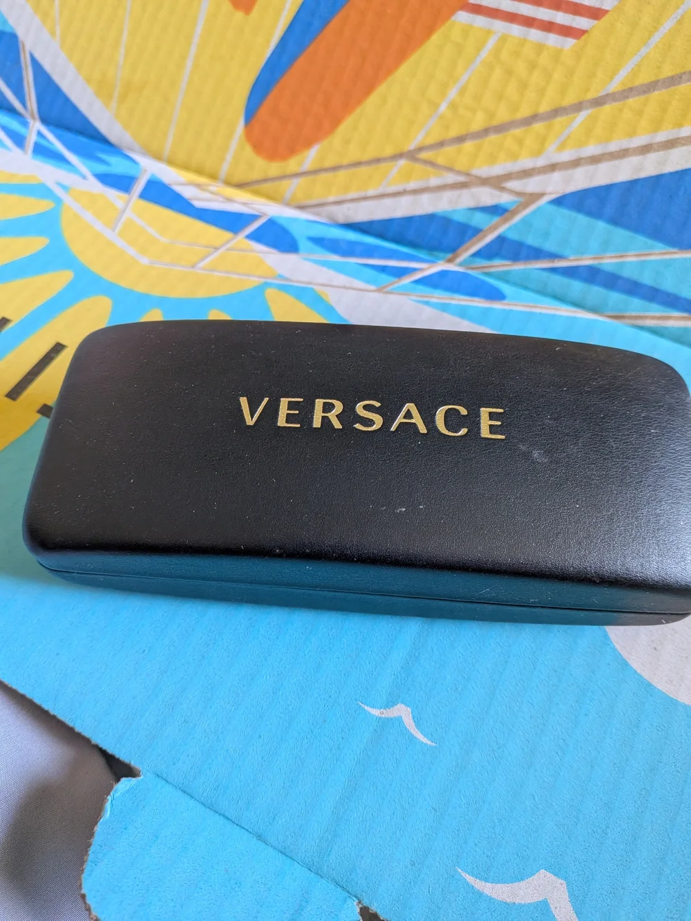 Versace | Accessories | Versace Black And Gold Eyewear Case  display picture 3